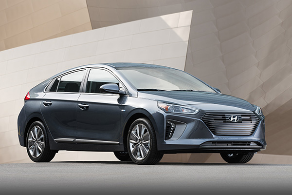 New Car Deals: May 2018 featured image large thumb2